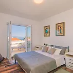 Cesarica Lejlighed Krk Town